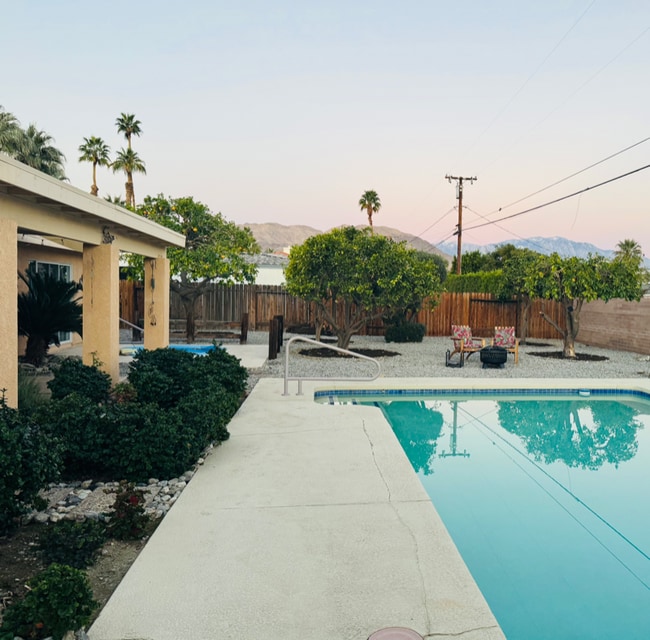 Photo - 74300 Covered Wagon Trail