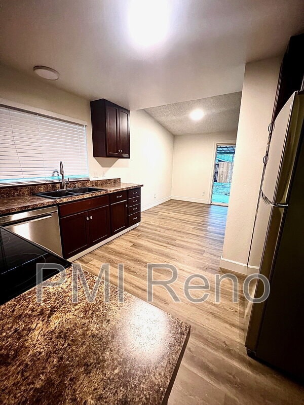 Photo - 812 Glen Molly Dr