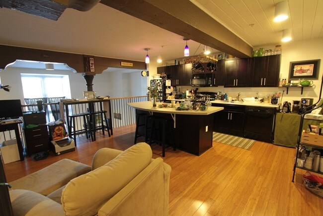 2 BR reverse loft