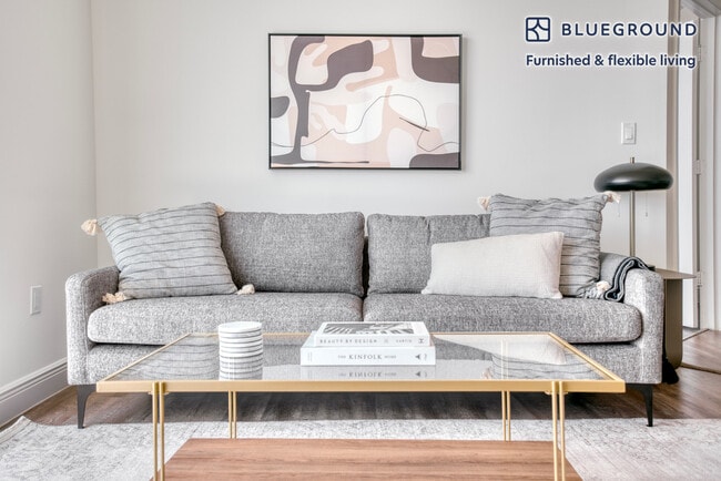 Photo - 110 SW 12th St Unidad FL16-ID67