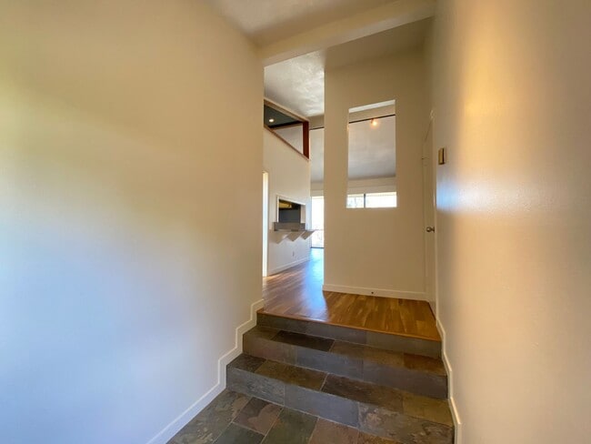 Photo - 4637 Park Dr Unit 8