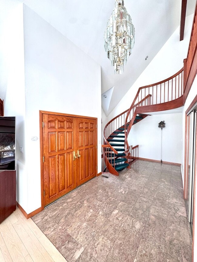 Photo - GRAND FIVE BEDROOM HOME