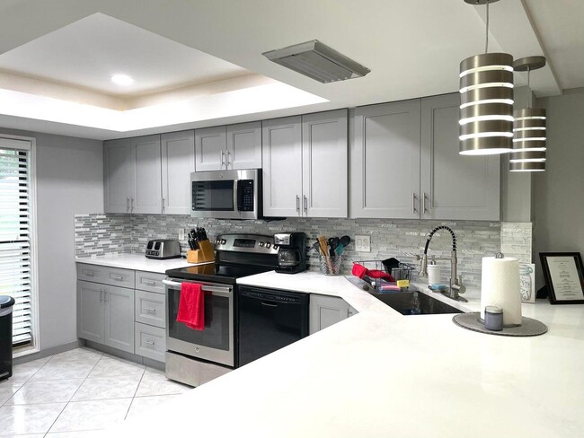 Building Photo - 1714 Consulate Pl Unit 101 Rental