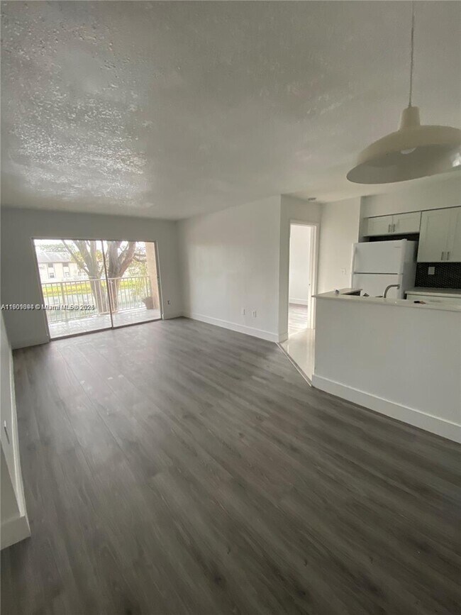 Photo - 15231 SW 80th St Unit 207