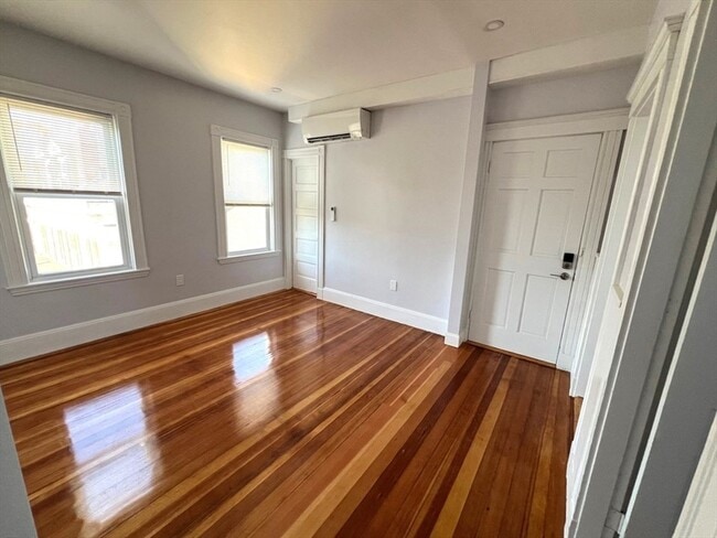 Photo - 26 Howes St Unit 3