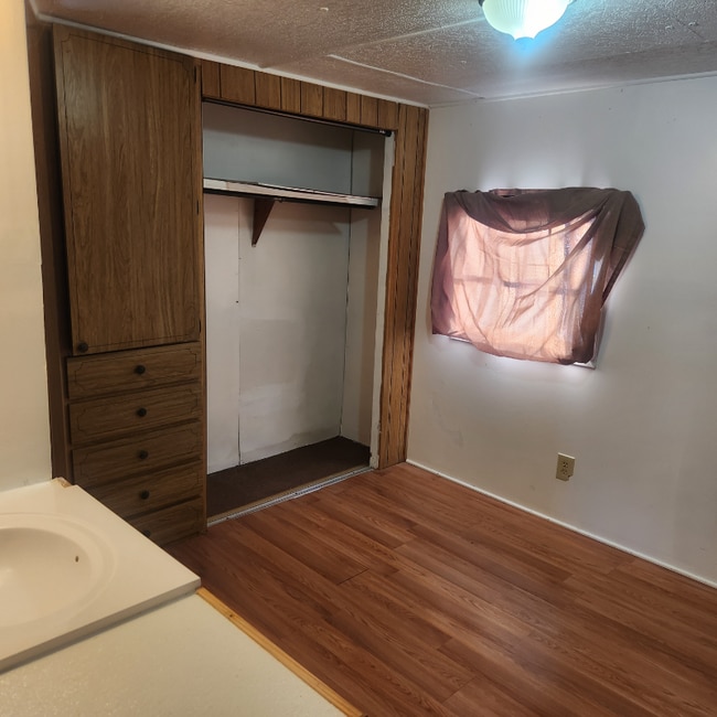 Photo - 120 W Allegheny St