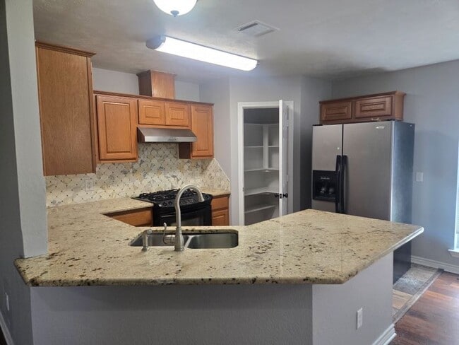 Photo - 3724 Dove Hollow Ln