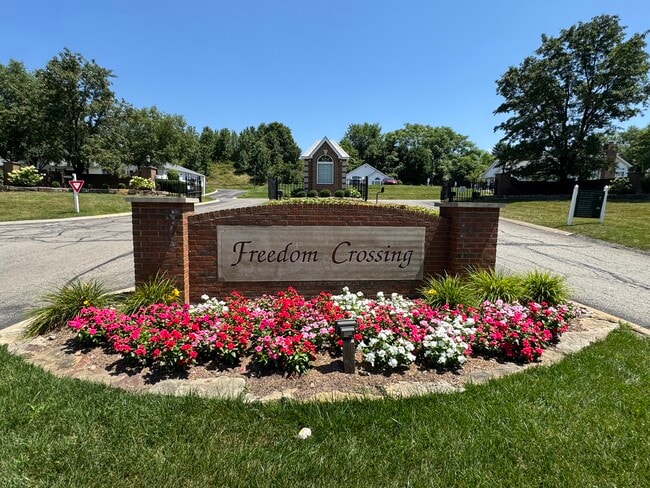 Photo - Freedom Crossing Apartments