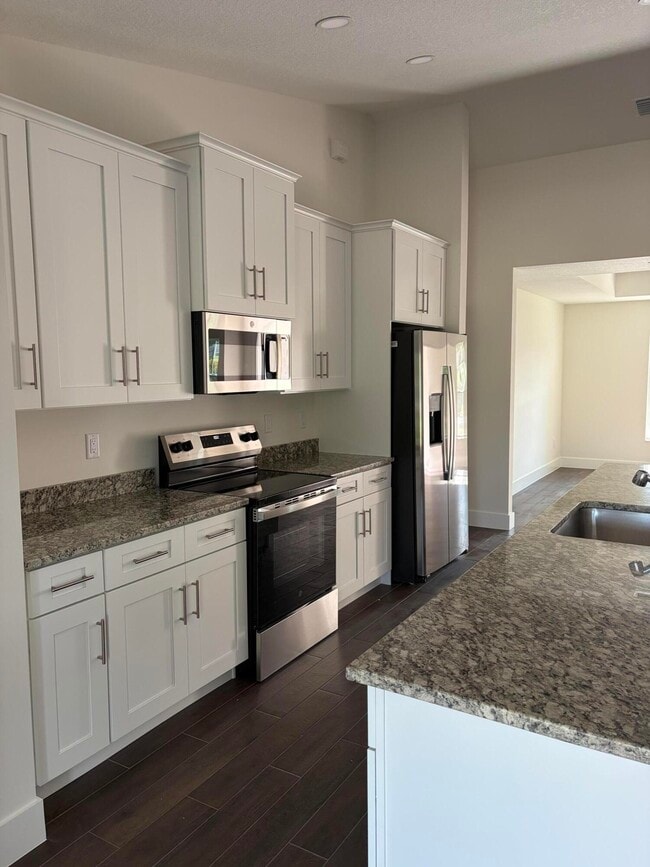 Photo - 3901 N 147 Ave