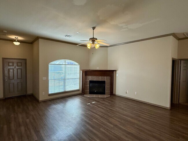 Photo - Gorgeous Four Bedroom Home in Scissortail Landing of Edmond