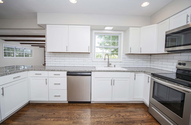 Photo - Privacy Fenced, 3 bed 3 bath in South Spri...