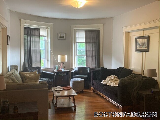 Photo - 187 Winthrop Rd Unidad 2