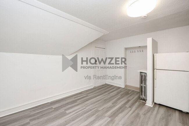 109 Green St Unit 8