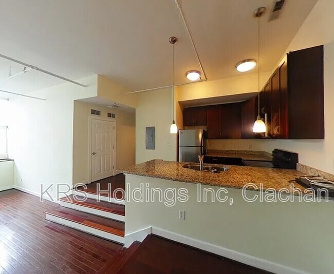 Photo - 123 E Broad St Unit 2D