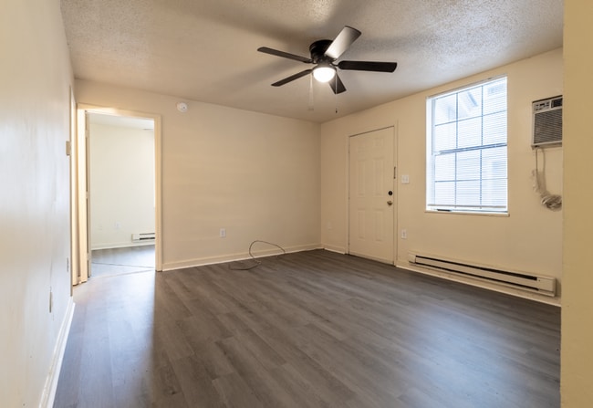 Photo - 1818 Leland St Unit A