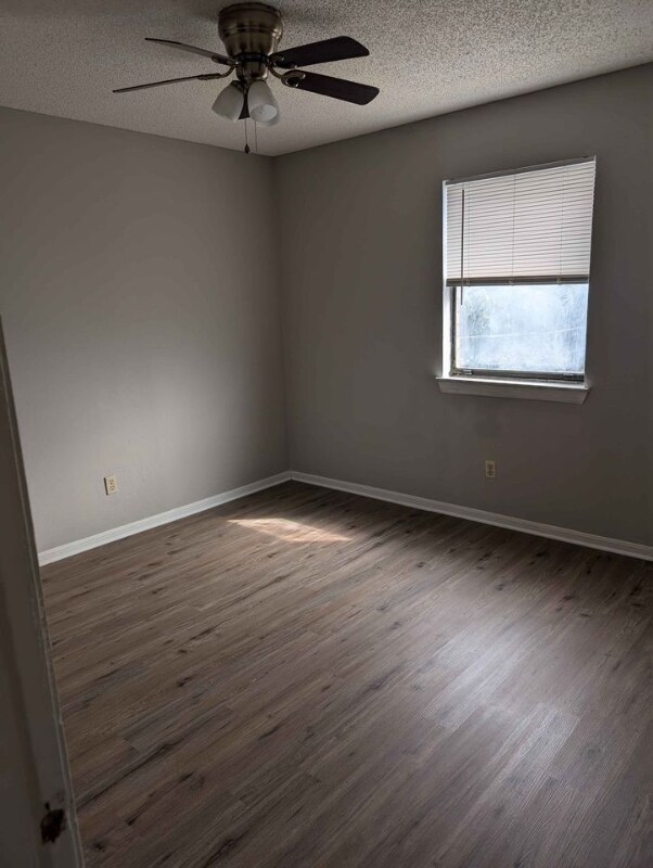 Photo - 1303 Brown Dr Unidad D