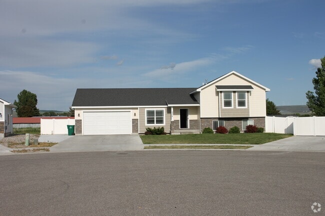Building Photo - 4378 E Titus Ln Rental