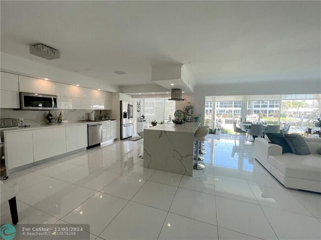 Photo - 3051 NE 47th Ct Condominio Unidad 107