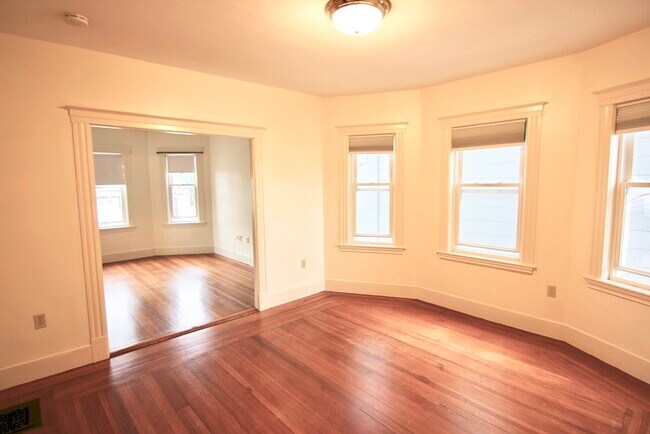 Photo - 187 Parsons St Unit 187