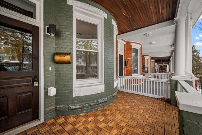 Photo - 3539 Roland Ave