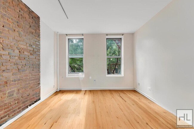 Photo - EAST 105 STREET Apartamento Unidad 4A