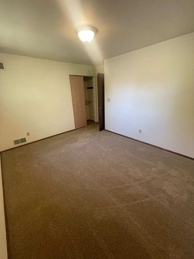 Photo - 2023-2025 Kilps Dr. (Duplex) Unit 2023