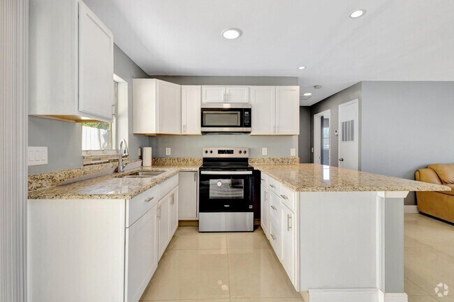 Building Photo - 212 Palmetto Dr Rental