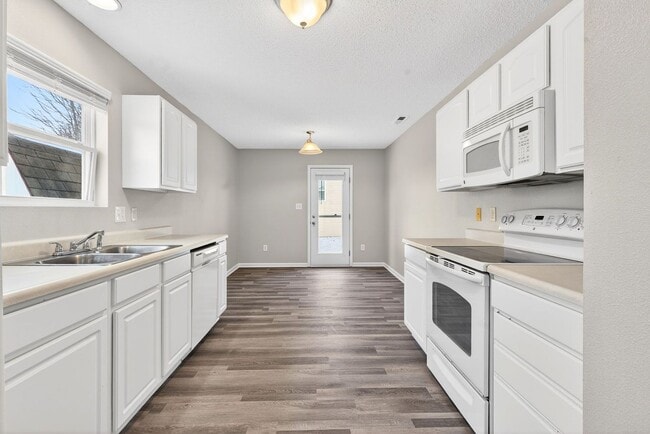 Photo - 3717 Golden Grain Drive