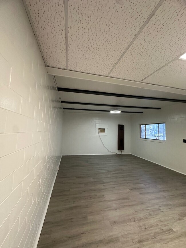 Photo - 103 S 8th St