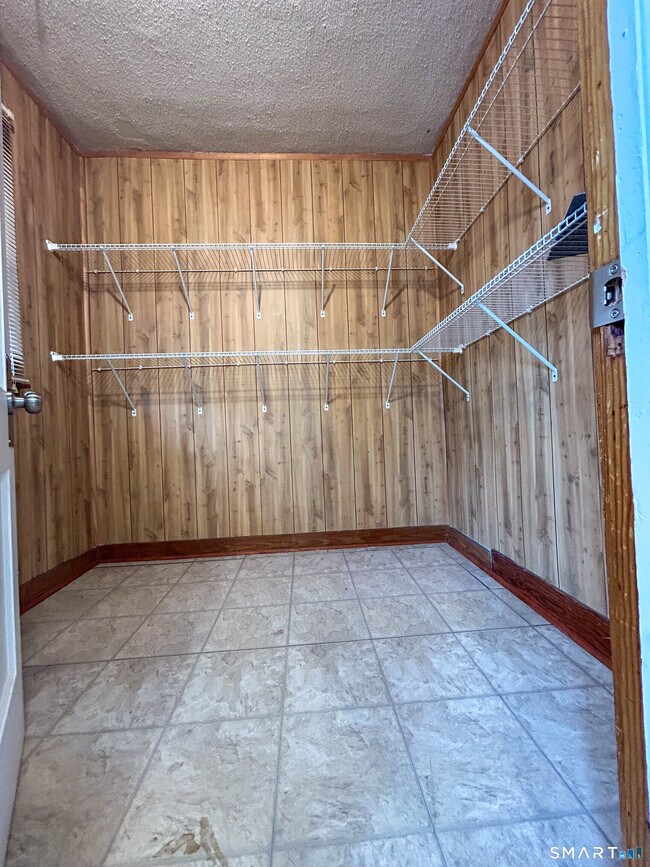 69 Kimball Dr Unit 2