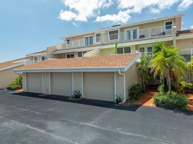 Building Photo - 105 La Costa St Unit # 6c Rental