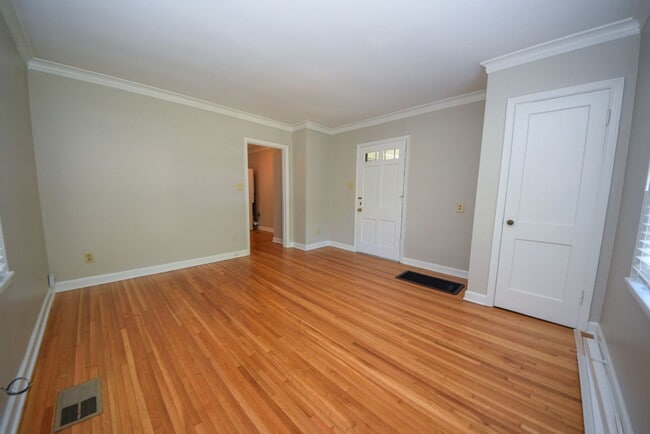 Photo - Charming 1 bed, 1 bath duplex.