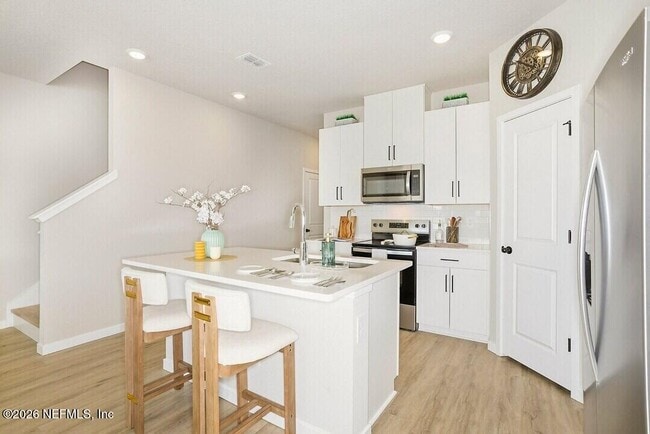 Photo - 3608 YORK Ln