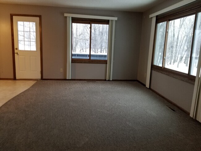 Photo - 7361 France Ave N