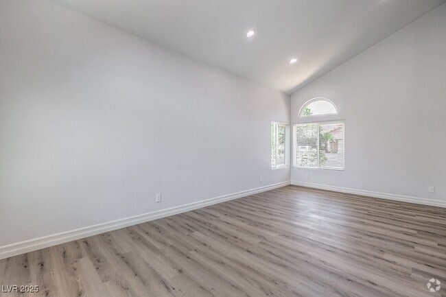 Building Photo - 8312 Huxley St Rental