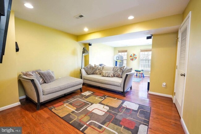 Photo - 1414 Bird Watch Ct