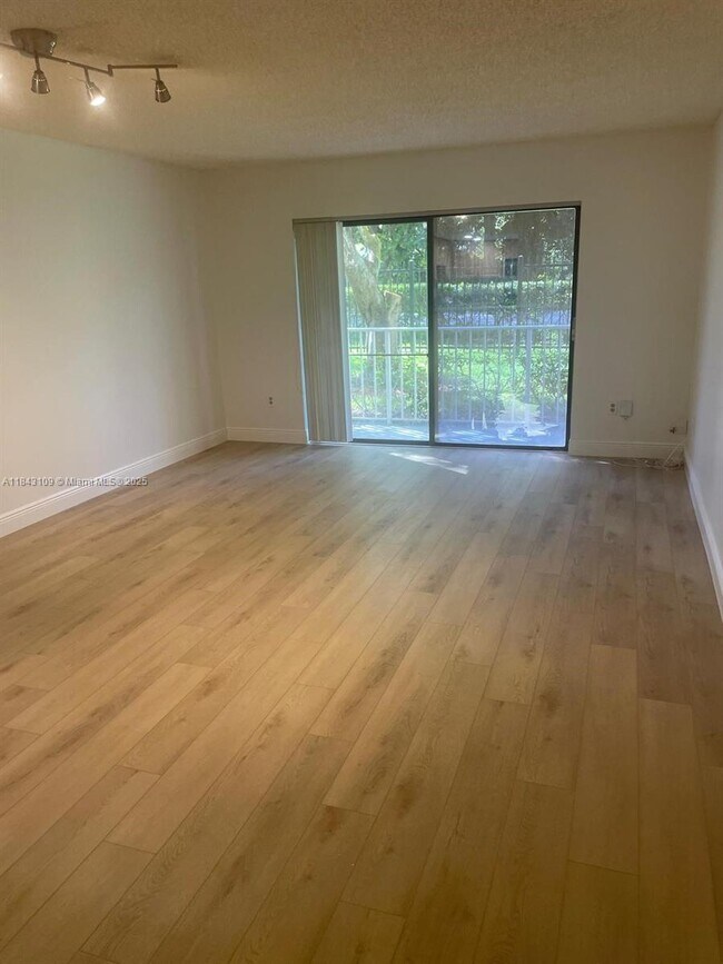 Photo - 9301 SW 92nd Ave Unit A106