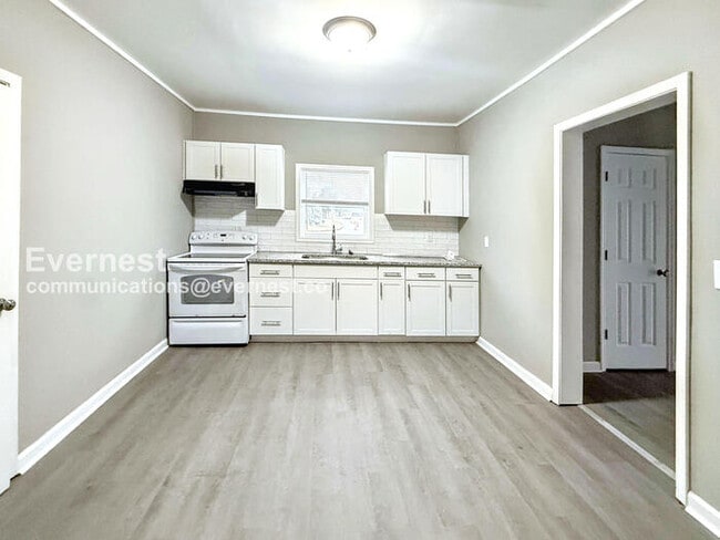 Photo - 3335 31st Pl N