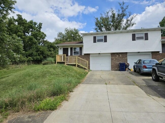 Building Photo - 1231 Green Valley Dr Unit 1231 Green Valley A