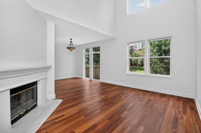 Photo - 207 Tanglewood Dr
