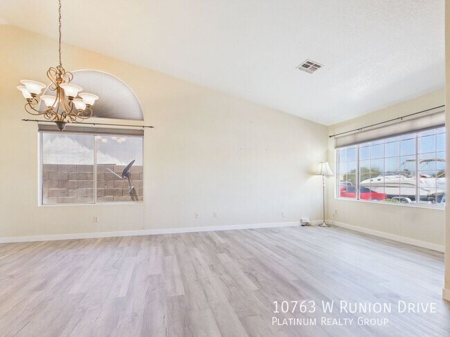 Photo - 10763 W Runion Dr