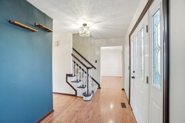 Photo - 1851 Foxhollow Dr