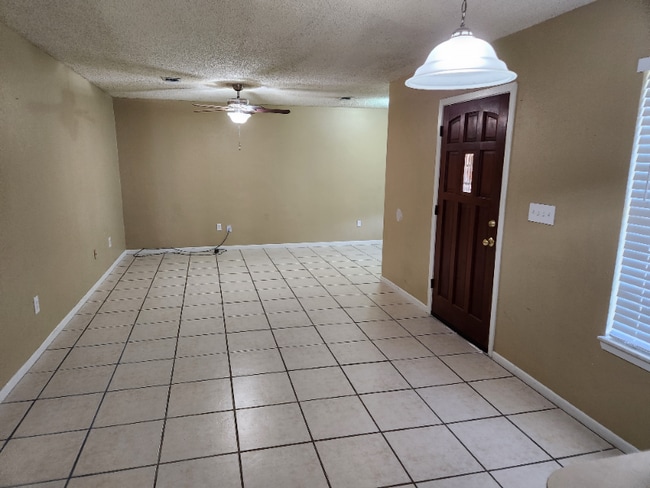 Photo - 212 County Rd 2163 W