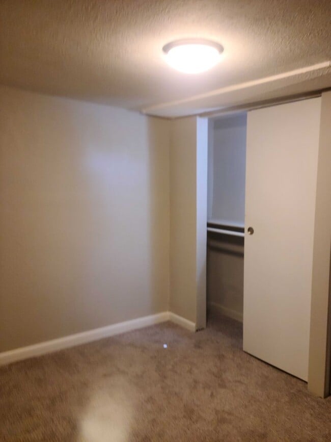 Photo - 609 N Division Ave Unit 609 N Division Ave B