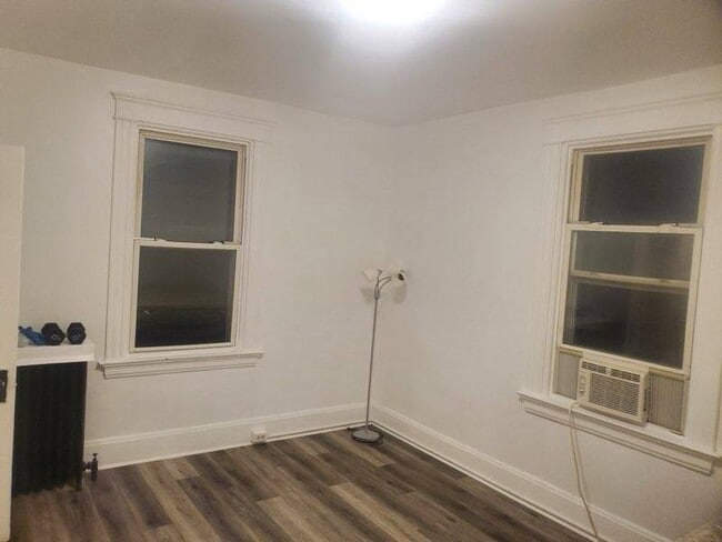 Photo - 2368 Chickasaw St