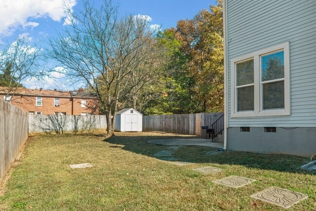 Photo - 748 Lake Terrace Dr