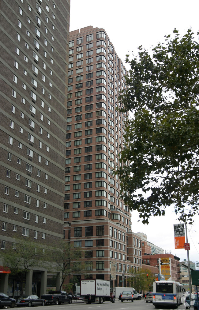 345 East 94th Street - 345 East 94th Street Apartments