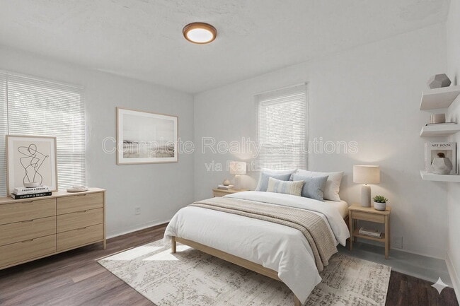 Photo - 9823 Winkler Dr