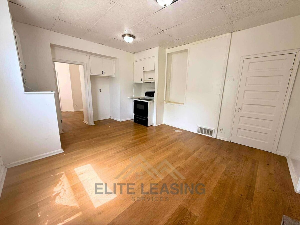 Photo - 1441 SW Van Buren St Unit A