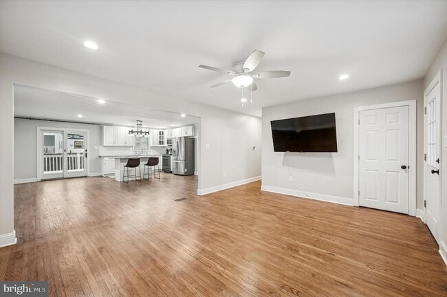 Photo - 607 Jackson Ave